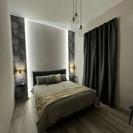 Trentanove Appartement Napels